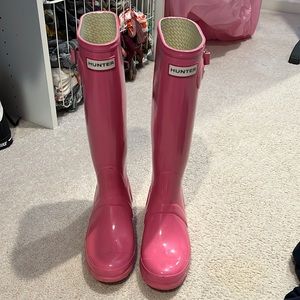 Hot pink Hunter boots